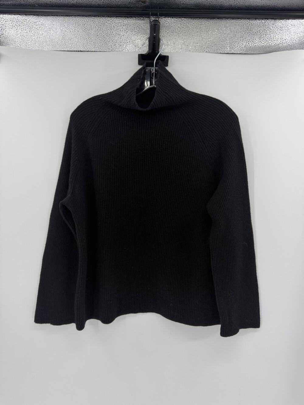Antonelli Firenze Women's Mock Neck Ribbed Wool/Silk/Cashmere Sweater - Black M